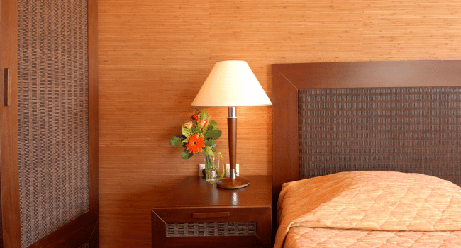 La magie du bois dans votre chambre : les lampes de chevet en bois